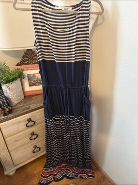 Max Studio Navy, Cream & Red Striped Sleeveless Maxi Dress
